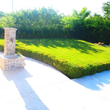 къща за гости, Gotinoto